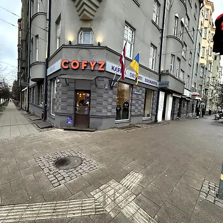 Cozy Next To Center